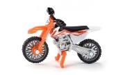 Siku 13 - Motocykl KTM SX-F 4500 S1391. Wydawca: Siku. Dadada.pl Opakowanie Siku 13 - Motocykl KTM SX-F 4500 S1391