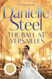 The Ball at Versailles. Autor: Danielle Steel. Dadada.pl Okładka książki The Ball at Versailles