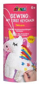 Uszyj brelok do kluczy Jednorożec. Wydawca: AVENIR. Dadada.pl Opakowanie Uszyj brelok do kluczy Jednorożec