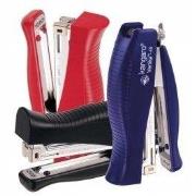 Zszywacz Vertica 45 granatowy. Wydawca: Kangaro. Dadada.pl Opakowanie Zszywacz Vertica 45 granatowy