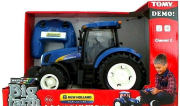 Britains Traktor New Holland R/C T6 TOMY. Wydawca: Tomy. Dadada.pl Opakowanie Britains Traktor New Holland R/C T6 TOMY