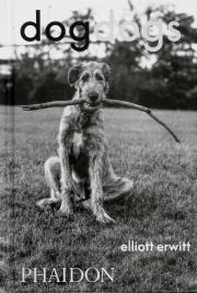 DogDogs wer. angielska. Autor: Erwitt Elliott. Dadada.pl Okładka książki DogDogs wer. angielska