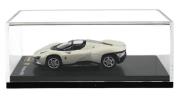 Opakowanie Ferrari Daytona SP3 1:64 white