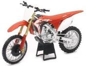 Honda CRF450R 2018 1:12. Wydawca: Daffi. Dadada.pl Opakowanie Honda CRF450R 2018 1:12