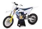 Husqvarna FC450 2019 1:12. Wydawca: Daffi. Dadada.pl Opakowanie Husqvarna FC450 2019 1:12