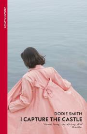 I Capture the Castle wer. angielska. Autor: Smith Dodie. Dadada.pl Okładka książki I Capture the Castle wer. angielska