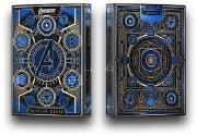 Karty do gry Avengers niebieskie by Theory11. Wydawca: Quint. Dadada.pl Opakowanie Karty do gry Avengers niebieskie by Theory11