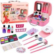 Opakowanie Kosmetyczka z kosmetykami do malowania paznokci