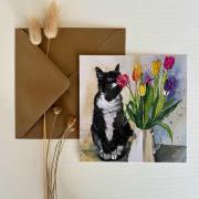 Opakowanie Kot wąchający tulipany