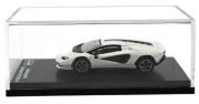 Opakowanie Lamborghini Countach LPI 800-4 1:64 white