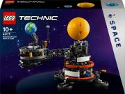 Opakowanie Lego Technic Planeta Ziemia i Księżyc na orbicie 42179