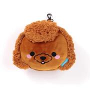 Poduszka podróżna z maską na oczy Pudel Gigi-Adoramals CUSH351. Wydawca: PUCKATOR EUROPEAN DISTRIBUTION CENTRE. Dadada.pl Opakowanie Poduszka podróżna z maską na oczy Pudel Gigi-Adoramals CUSH351