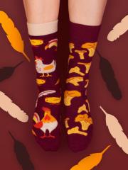 skarpety/ KURKI / 41-46. Wydawca: Nadwyraz. Dadada.pl Opakowanie skarpety/ KURKI / 41-46