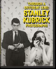 Stanley Kubrick Photographs Through a Different Lens. Autor: Sante Luc. Dadada.pl Okładka książki Stanley Kubrick Photographs Through a Different Lens