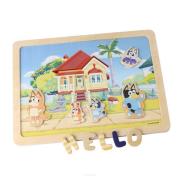 Tablica dwustronna literki i obrazki Bluey. Wydawca: MICKI. Dadada.pl Opakowanie Tablica dwustronna literki i obrazki Bluey