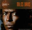 Miles Davis. Autor: Miles Davis. Dadada.pl Okładka książki Miles Davis