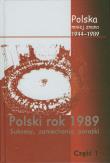 Polska mniej znana 1944-1989 Tom IV część 1. Autor: Jabłonowski Marek, Stępka Paweł, Sulowski Stanisław. Dadada.pl Okładka książki Polska mniej znana 1944-1989 Tom IV część 1