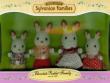 Rodzinka Królików Czekoladowych. Autor: Sylvanian Families. Dadada.pl Okładka książki Rodzinka Królików Czekoladowych