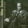 Miles Davis: Just Squeeze Me. Autor: Miles Davis. Dadada.pl Okładka książki Miles Davis: Just Squeeze Me