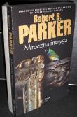 Mroczna intryga / Miasteczko bezprawia. Autor: Robert B.Parker. Dadada.pl Okładka książki Mroczna intryga / Miasteczko bezprawia