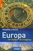 Podróże z pasją Europa nie tylko dla bogaczy. Wydawca: Wydawnictwo Naukowe PWN. Dadada.pl Opakowanie Podróże z pasją Europa nie tylko dla bogaczy
