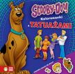 Scooby-Doo. Kolorowanki z tatuażami. Autor: Opracowanie zbiorowe. Dadada.pl Okładka książki Scooby-Doo. Kolorowanki z tatuażami