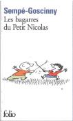 Les bagarres du Petit Nicolas. Autor: Sempe-Goscinny. Dadada.pl Okładka książki Les bagarres du Petit Nicolas