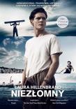 Niezłomny okł.filmowa. Autor: Hillenbrand Laura. Dadada.pl Okładka książki Niezłomny okł.filmowa