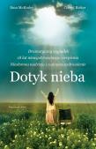 Dotyk nieba. Autor: McKinley Ema Ricker  Cheryl. Dadada.pl Okładka książki Dotyk nieba