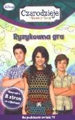 Okładka książki Czarodzieje z Waverly Place. Ryzykowna gra