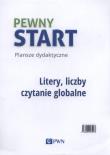 Pewny Start Plansze dydaktyczne Litery, liczby, czytanie globalne. Wydawca: Wydawnictwo Naukowe PWN. Dadada.pl Opakowanie Pewny Start Plansze dydaktyczne Litery, liczby, czytanie globalne