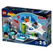 Lego Duplo Statek kosmiczny Milesa. Autor: Duplo. Dadada.pl Okładka książki Lego Duplo Statek kosmiczny Milesa
