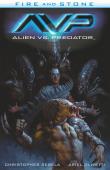 Fire and Stone T.3 Alien vs. Predator. Autor: Christopher Sebela, Ariel Olivetti. Dadada.pl Okładka książki Fire and Stone T.3 Alien vs. Predator