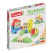 Drewniane klocki Toytown 22 elementy. Wydawca: Quercetti. Dadada.pl Opakowanie Drewniane klocki Toytown 22 elementy