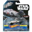 Hot Wheels. Autostatki kosmiczne Millenium Falcon. Autor: Star Wars. Dadada.pl Okładka książki Hot Wheels. Autostatki kosmiczne Millenium Falcon