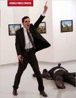World Press Photo 2017. Autor: Lundelin Kari, Rodney Bolt, Campbell David. Dadada.pl Okładka książki World Press Photo 2017