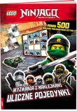 Okładka książki Lego Ninjago. Wyzwania z naklejkami. Uliczne pojedynki