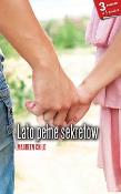 LATO PEŁNE SEKRETÓW WYD. KIESZONKOWE. Autor: Child Maureen. Dadada.pl Okładka książki LATO PEŁNE SEKRETÓW WYD. KIESZONKOWE