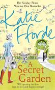 A Secret Garden. Autor: Fforde Katie. Dadada.pl Okładka książki A Secret Garden
