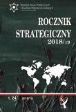 ROCZNIK STRATEGICZNY 2018/19 PRZEGLĄD SYTUACJI POLITYCZNEJ GOSPODARCZEJ I WOJSKOWEJ W ŚRODOWISKU MIĘDZYNARODOWYM POLSKI. Autor: Opracowanie zbiorowe. Dadada.pl Okładka książki ROCZNIK STRATEGICZNY 2018/19 PRZEGLĄD SYTUACJI POLITYCZNEJ GOSPODARCZEJ I WOJSKOWEJ W ŚRODOWISKU MIĘDZYNARODOWYM POLSKI