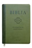 Biblia pierwszego Kościoła z paginat.ciemnozielona. Autor: ks. prof.. Remigiusz Popowski SDB. Dadada.pl Okładka książki Biblia pierwszego Kościoła z paginat.ciemnozielona