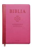Okładka książki Biblia pierwszego Kościoła z paginat. różowa