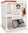 Jedna chwila/Jedno życie/Jedna miłość. Autor: Beata Anna Dąbrowska. Dadada.pl Okładka książki Jedna chwila/Jedno życie/Jedna miłość