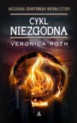 Pakiet niezgodna / zbuntowana / wierna / cztery. Autor: Roth Veronica. Dadada.pl Okładka książki Pakiet niezgodna / zbuntowana / wierna / cztery