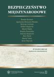 Bezpieczeństwo międzynarodowe. Autor: Roman Kuźniar (red.), Bieńczyk-Missala Agnieszka, Grzebyk Patrycja, Kupiecki Robert, Madej Marek (red. nauk.), Pronińska Kamila Maria. Dadada.pl Okładka książki Bezpieczeństwo międzynarodowe