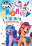 My Little Pony. Zabawy i zadania z naklejkami. Wydanie filmowe. Autor: Opracowanie zbiorowe. Dadada.pl Okładka książki My Little Pony. Zabawy i zadania z naklejkami. Wydanie filmowe