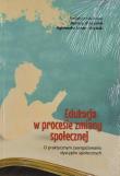 Edukacja w procesie zmiany społecznej. Autor: Anna L. Grygoruk, Agnieszka Leszcz-Krysiak. Dadada.pl Okładka książki Edukacja w procesie zmiany społecznej