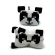 Poduszka podróżna z maską na oczy Panda Minecraft CUSH432. Wydawca: PUCKATOR EUROPEAN DISTRIBUTION CENTRE. Dadada.pl Opakowanie Poduszka podróżna z maską na oczy Panda Minecraft CUSH432