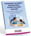 Okładka książki Standardy ochrony małoletnich w instytucjach...