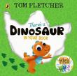 There's a dinosaur in your book wer. angielska. Autor: Tom Fletcher. Dadada.pl Okładka książki There's a dinosaur in your book wer. angielska